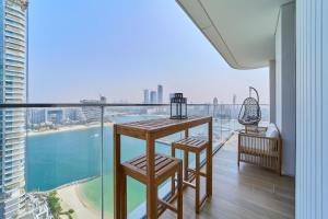 2BR Beachfront Apartment at Palace Beach Residence