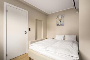 Bright & Stylish Apartment in City Center