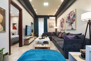 ArtHaus Gallery Stay