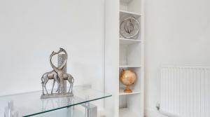 Stylish 1-Bedroom Apartment Near Station - Easy Access to Central London