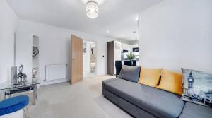 Stylish 1-Bedroom Apartment Near Station - Easy Access to Central London