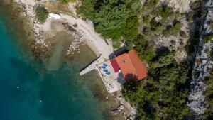 Beach house Jerko by Villas Guide