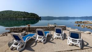 Beach house Jerko by Villas Guide