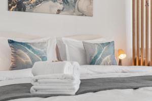 LaForesta Blue Studio