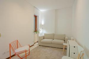 Sanremo 2-Room Appartment with Terrace steps from Sea & Casino, Sleeps 4