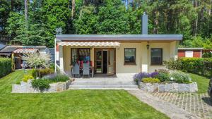 Waterkieker Jabel - Ferienhaus mit Sauna & Steg