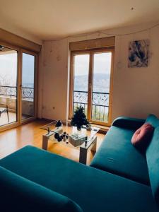 Sunny Bay Apartments