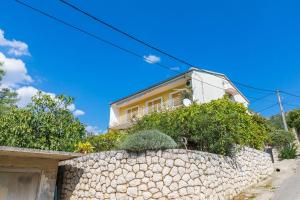 Hundefreundliches Apartment mit Privatparkplatz, BBQ-Bereich und großem Balkon