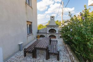 Hundefreundliches Apartment mit Privatparkplatz, BBQ-Bereich und großem Balkon