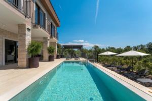 Extravagante Villa mit Sauna, Privatpool, Billard, BBQ