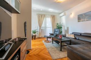 Idyllisches Apartment mit Parkplatz, WiFi, Klima, Waschmaschine