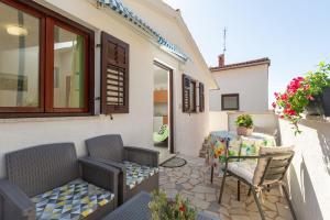 Charmantes Apartment nur 600 Meter zum Strand und wenige Minuten zum historischen Zentrum