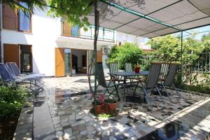 Malerisches Ferienhaus nur 400 Meter zum Strand und wenige Gehminuten ins historische Zentrum