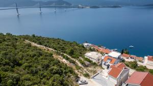 Villa Sole Komarna by Villas Guide