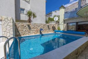 Helles Apartment nur 400 Meter zum Strand mit traumhaften Meerblick und zwei Bikes