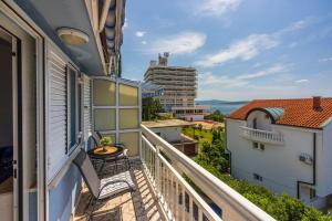 Lauschiges Apartment nur 300 Meter zum Strand mit Meerblick, Parkplatz, Grillplatz