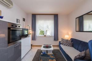 Ausgefallenes Apartment nur 390 Meter zum Strand mit Meerblick, 3 Parkplätzen, WiFi