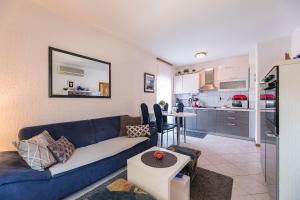 Ausgefallenes Apartment nur 390 Meter zum Strand mit Meerblick, 3 Parkplätzen, WiFi