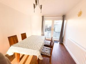 Spacious Newport Home Near ICC & Local Attractions