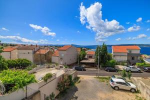 Ausgefallenes Apartment nur 650 Meter zum Sandstrand mit Meerblick