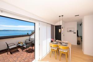 Moderne Penthousewohnung nur 180 Meter zum Strand mit herrlicher Dachterrasse