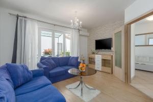 Malerisches, hundefreundliches Ferienhaus nur 400 Meter zum Strand mit BBQ, Babybett