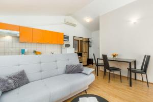 Malerisches Apartment nur 400 Meter zum Strand mit Wifi, Klima, Waschmaschine