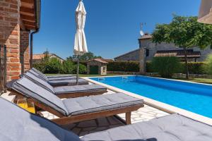 Mediterrane Villa mit Privatpool, Grill, Tischtennis und unweit des Radwegs Parenzana