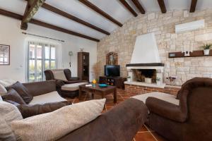 Mediterrane Villa mit Privatpool, Grill, Tischtennis und unweit des Radwegs Parenzana