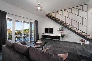 Beeindruckende Villa mit Sauna, Privatpool, Whirlpool, Panorama Meerblick