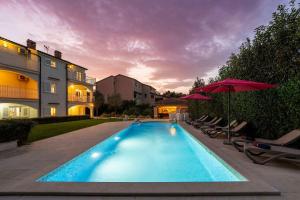 Hundefreundlliche Villa mit Privatpool, Panorama Meerblick, Outdoor-Kueche, Babybett