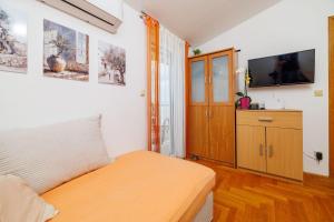 Helles Apartment nur 510 Meter zum Sandstrand mit Meerblick und Waschmaschine