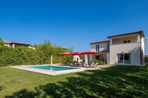 Traumhafte Villa mit Meerblick, Privatpool, Babybett, BBQ-Bereich, Waschmaschine