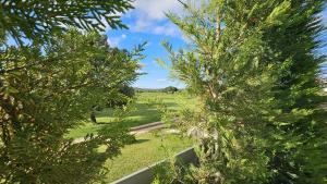 Bezauberndes und hundefreundliches Apartment mit Pool, Privatparkplatz, Klima