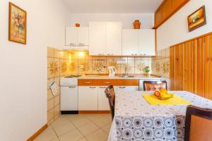 Komfortables Apartment nur 570 Meter zum Strand mit Privatparkplatz, Meerblick, Klima, WiFi