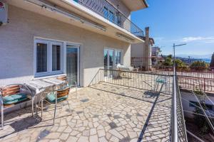 Rustikales Apartment nur 200 Meter zum Strand mit Meerblick, Privatparkplatz