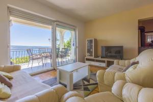 Hundefreundliches Apartment nur 300 Meter zum Strand mit Meerblick, BBQ