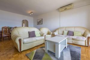 Hundefreundliches Apartment nur 300 Meter zum Strand mit Meerblick, BBQ