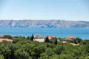 Lichtdurchflutetes Apartment nur 500 Meter zum Strand mit traumhafter Terrasse