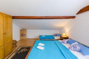 Vintage Apartment nur 490 Meter zum Strand mit Meerblick, Grillbereich, Klima