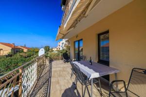 Helles Apartment nur 450 Meter zum Strand mit BBQ-Bereich - Hunde willkommen