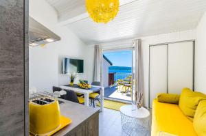 Traumhaftes Apartment nur 600 Meter zum Sandstrand mit Gym, Meerblick, Pool