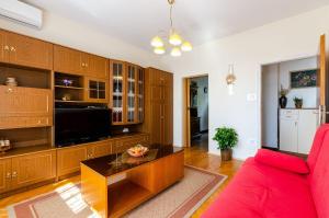 Vintage-Style Apartment nur 450 Meter zum Strand mit Meerblick - Hunde willkommen