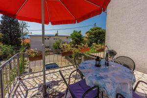 Cozy Apartment nur 200 Meter zum Sandstrand mit Meerblick und Parkplatz