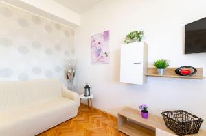 Helles Apartment nur 200 Meter zum Sandstrand mit Meerblick