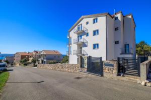 Atemberaubendes Apartment mit tollem Meerblick, Waschmaschine, Grillbereich