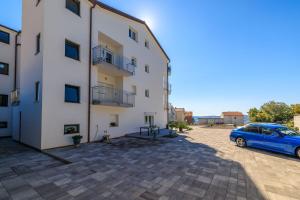 Atemberaubendes Apartment mit tollem Meerblick, Waschmaschine, Grillbereich