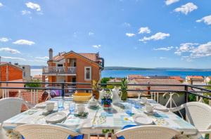 Hundefreundliches Apartment nur 450 Meter zum Strand mit traumhaften Meerblick