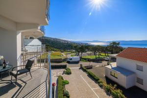 Lichtdurchflutetes Apartment mit Grillbereich, Meerblick, Waschmaschine