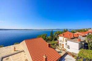 Bezauberndes Apartment nur 80 Meter zum Strand mit grandiosem Meerblick